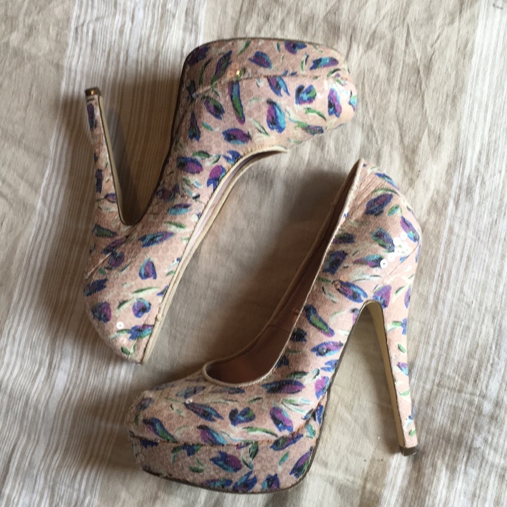 Nude clear Sequined platforms